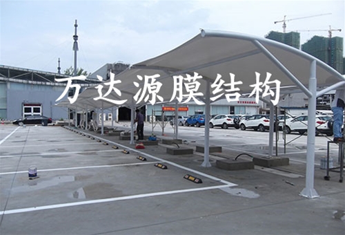 漢口比亞迪4s店
